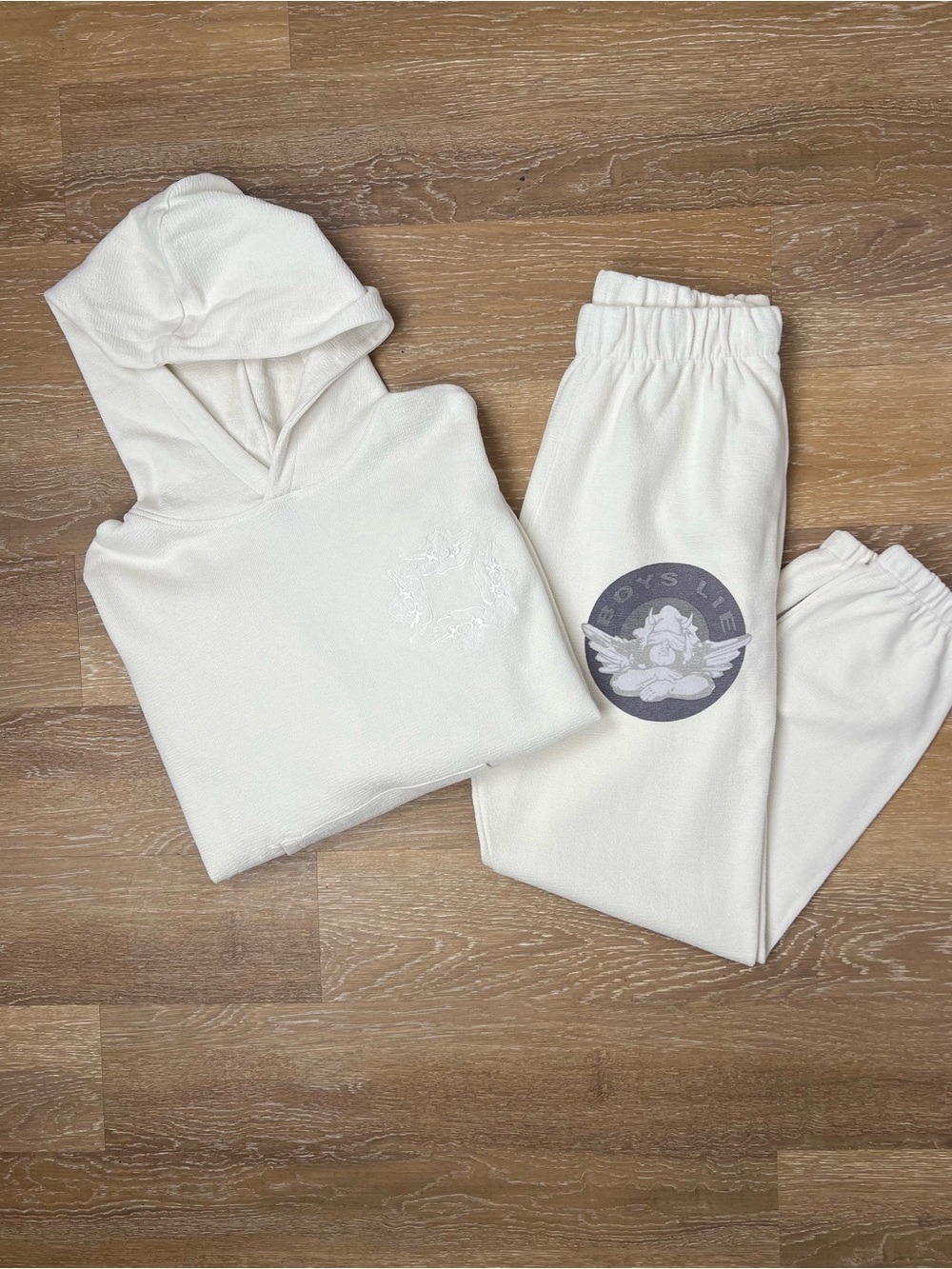 Boys Lie Sand Blindsided Hoodie (sz M/L) & Pants (size L)